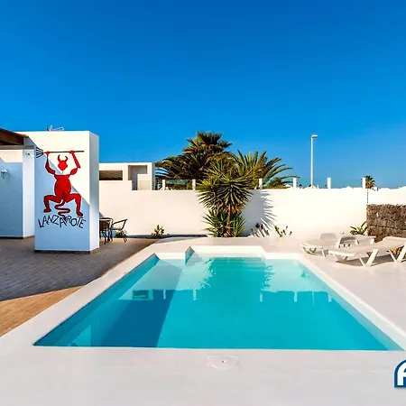 Lovely 3-bed With Studio In Playa Blanca Βίλα Πλάγια Μπλάνκα